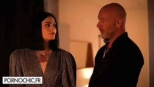 Clara Mia's bondage experience