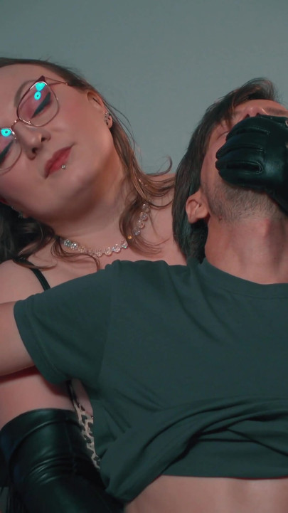 The contemptuous Mistress masturbates her slave's root with long leather gloves, out of condescension and for her own amusement | Clip 1