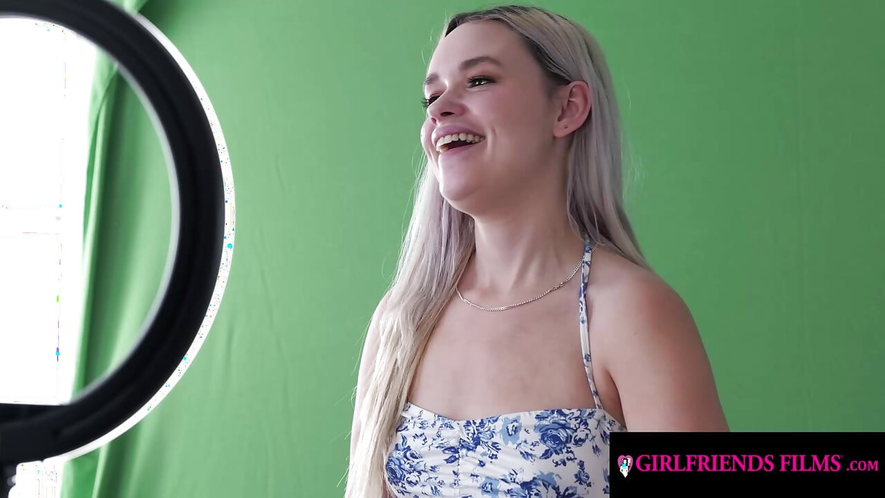 Kız arkadaşların filmleri - orta yaşlı seksi kadın öğretmenle 69'lar