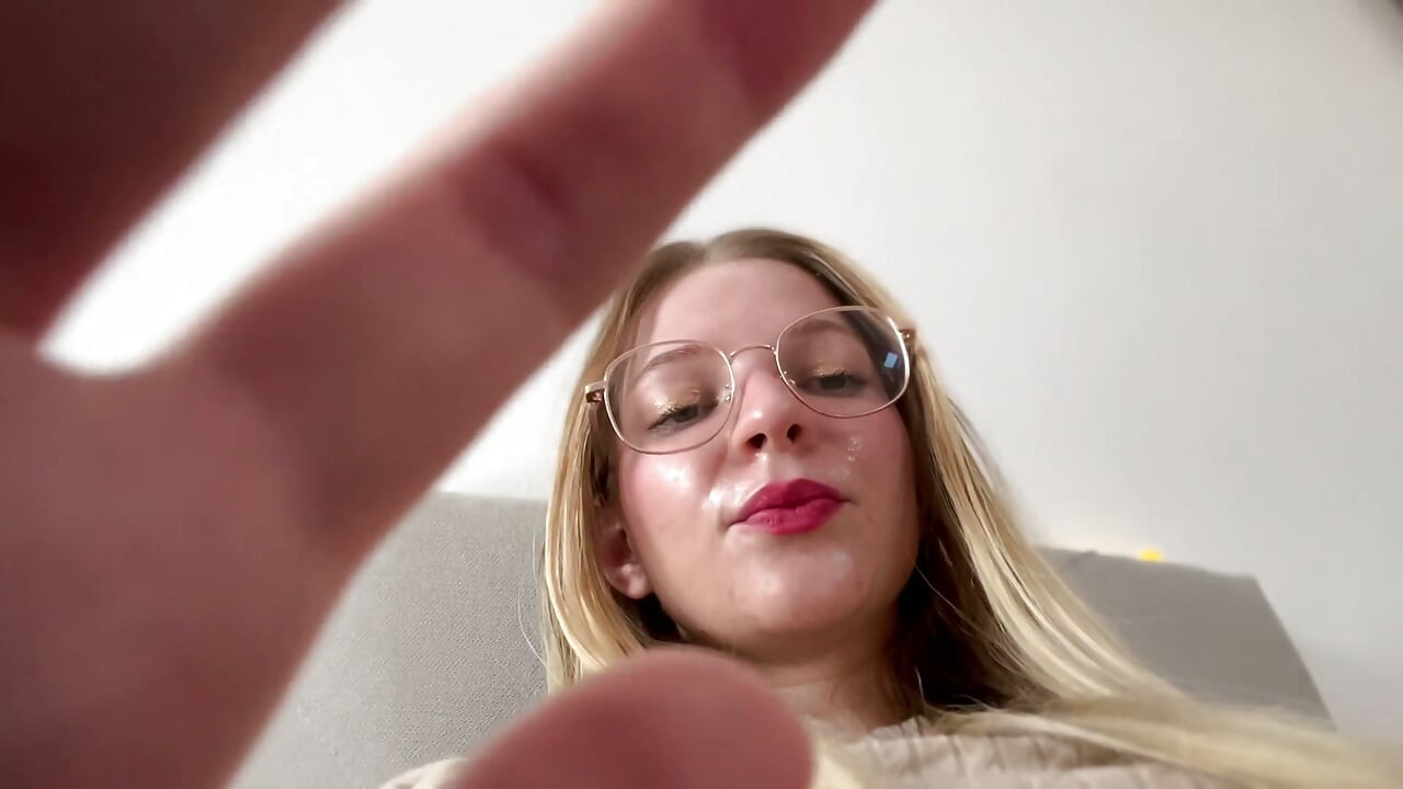 ASMR-kjæresten din trøster deg