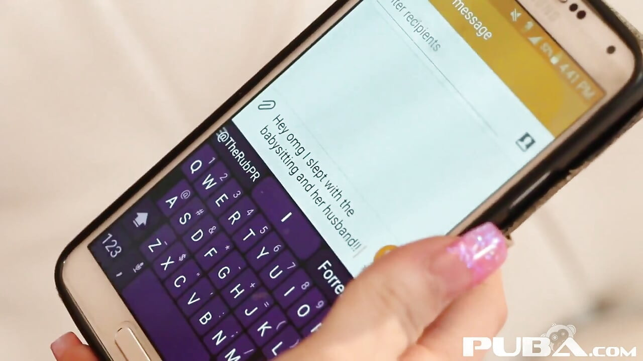 Ashlee é seduzida por sua enteada