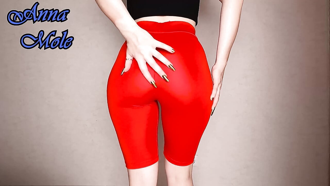 Yoga Tights PAWG in Spandex Leggings Loudly Spanks Her Juicy Ass Breeches