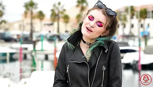 Trixy Kitty Çifte Hakimiyet