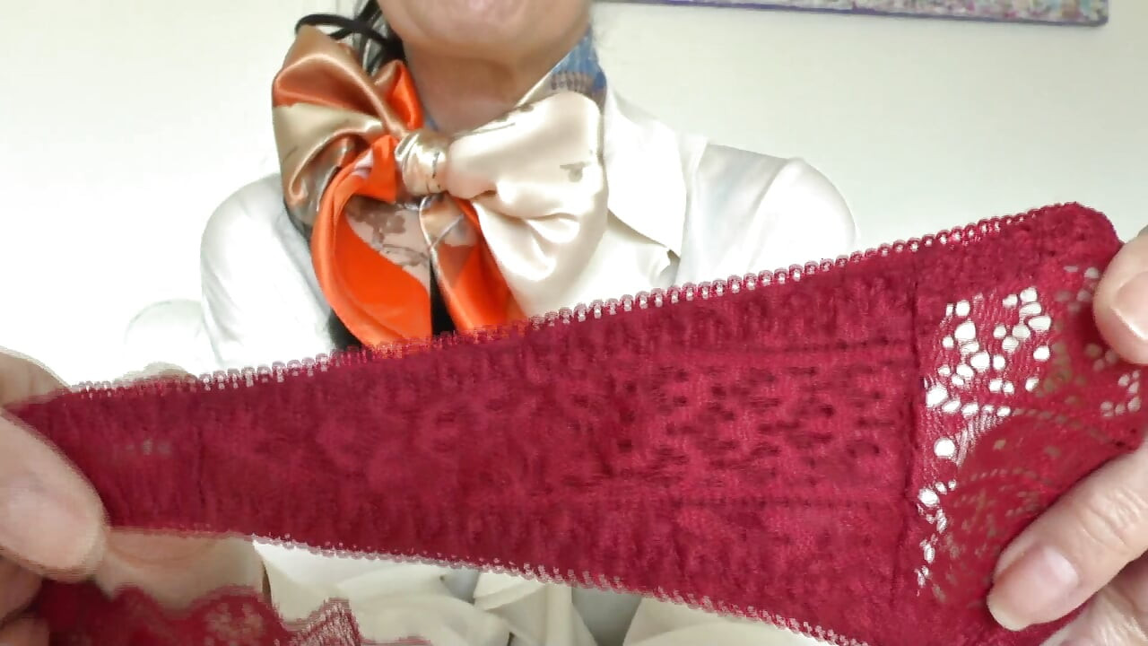 Sniffing Panties and Cumming! Lady Victoria Valente