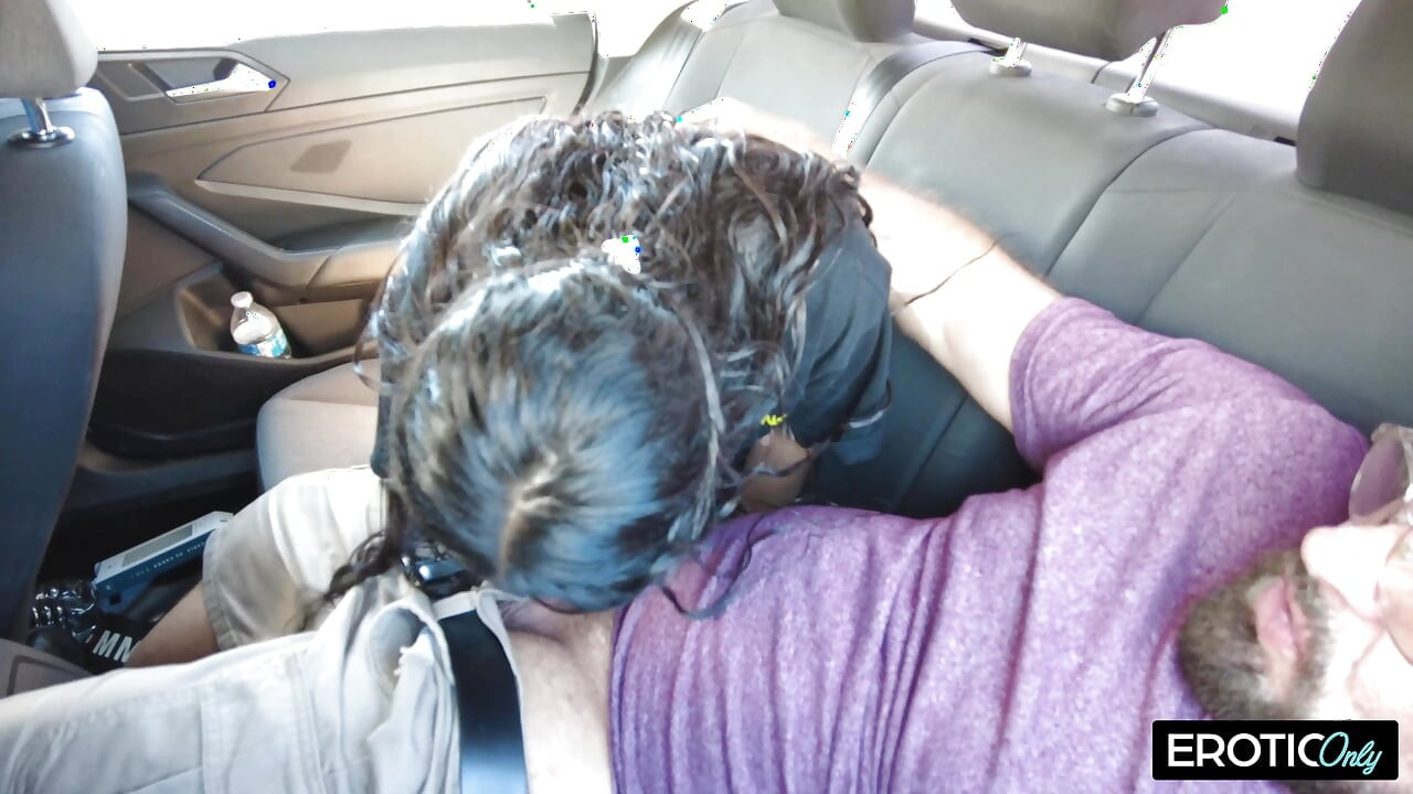 German cagna Hunter punteggi un'altra splendida bellezza con la macchina fotografica