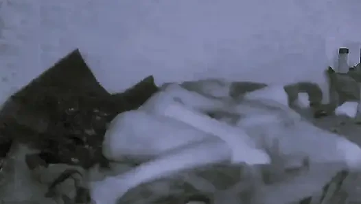 Boşalmam ve onun ateşli dölünü içime hissetmem gerekiyordu.