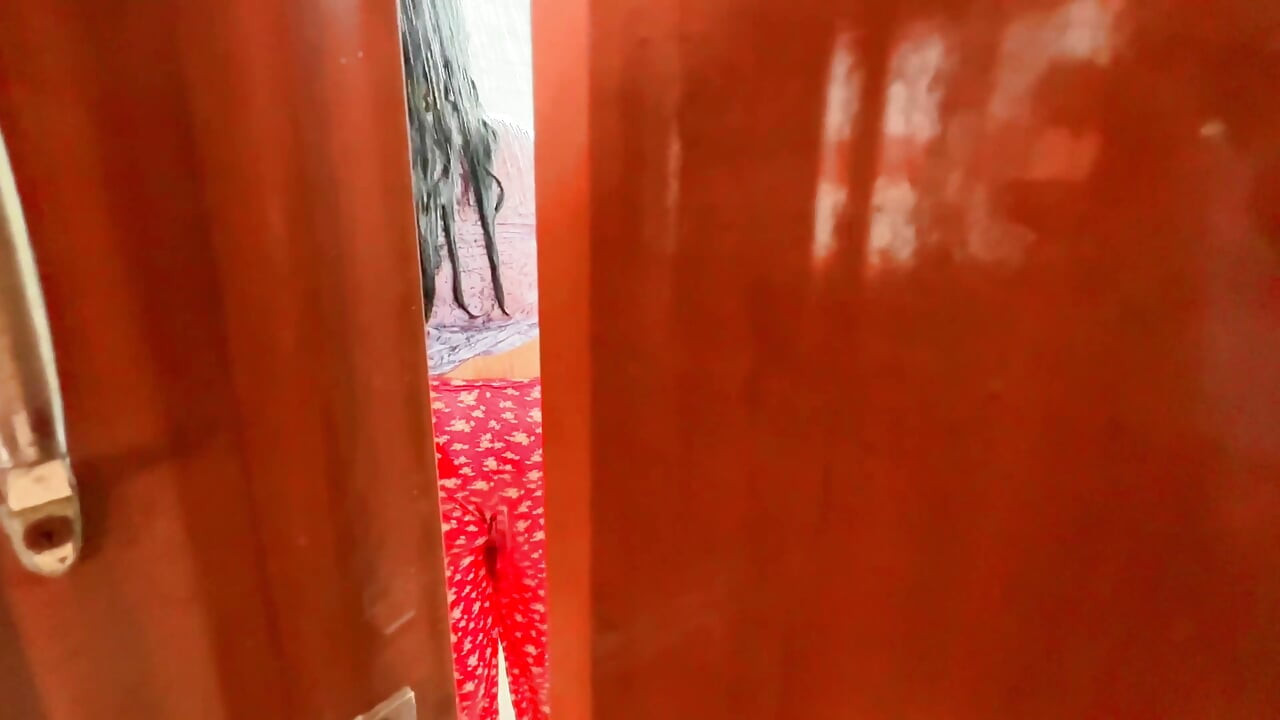 Mẹ kế bbw Ai Cập tắm trong phòng tắm khi con trai riêng siêu nóng bỏng & đụ cô ấy - làm tình trong phòng tắm & xuất tinh