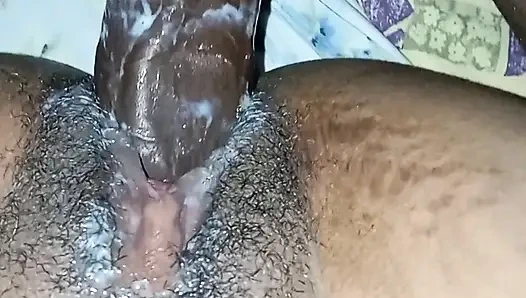 Сливочный секс в дождливый день, киска Sweet проходит все