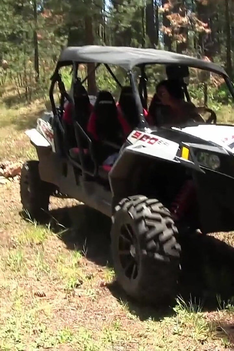 Rachel fingers her pussy while off roading