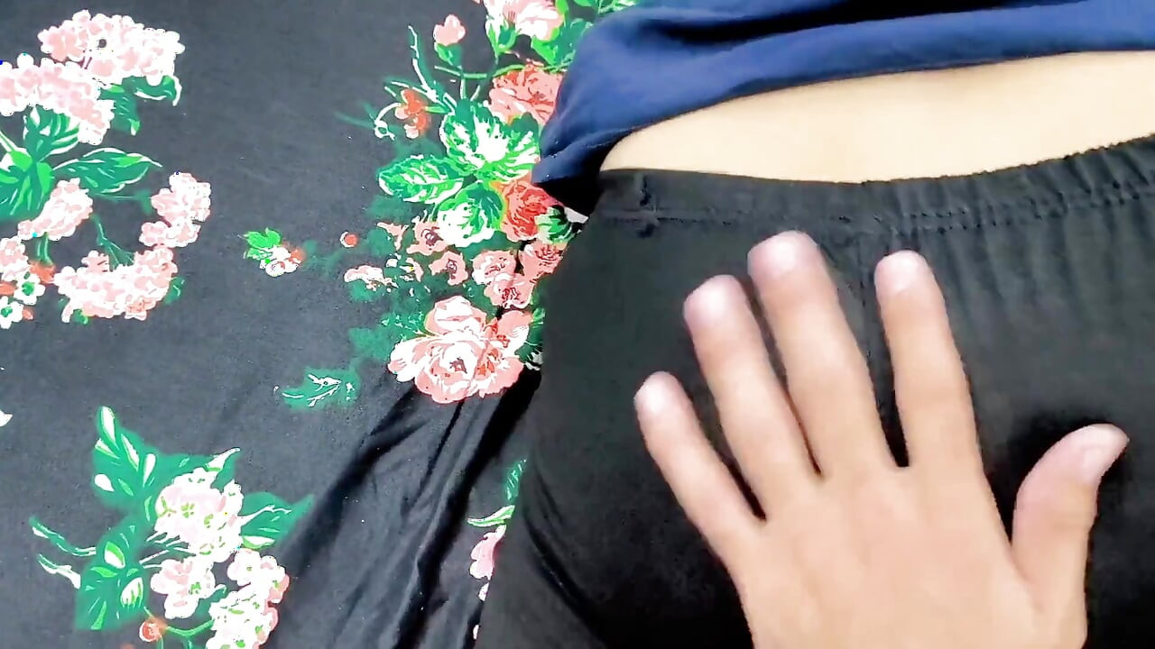 Beautiful Paki Stepsister Big Ass Desi Sucks Big Dick Hard Fucking