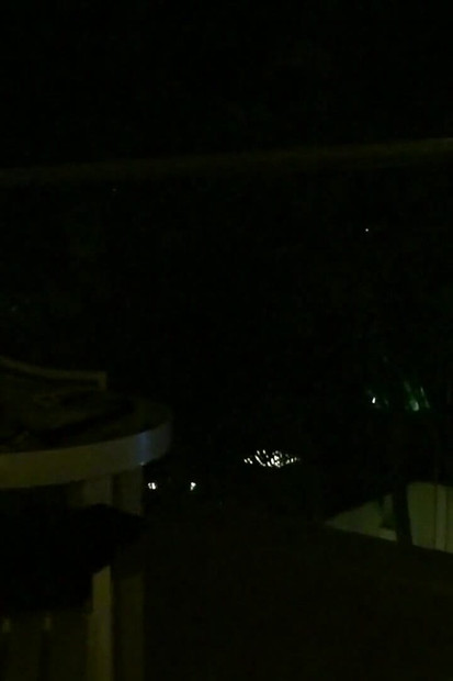 Azgın çift otel balkonunda seks yaparken yakalandı