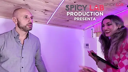 Berempat orang di laboratorium komputer