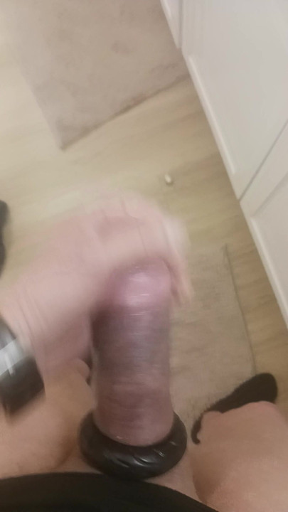 Fat cock jacking