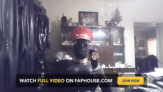 Lateks Catsuit Smoking