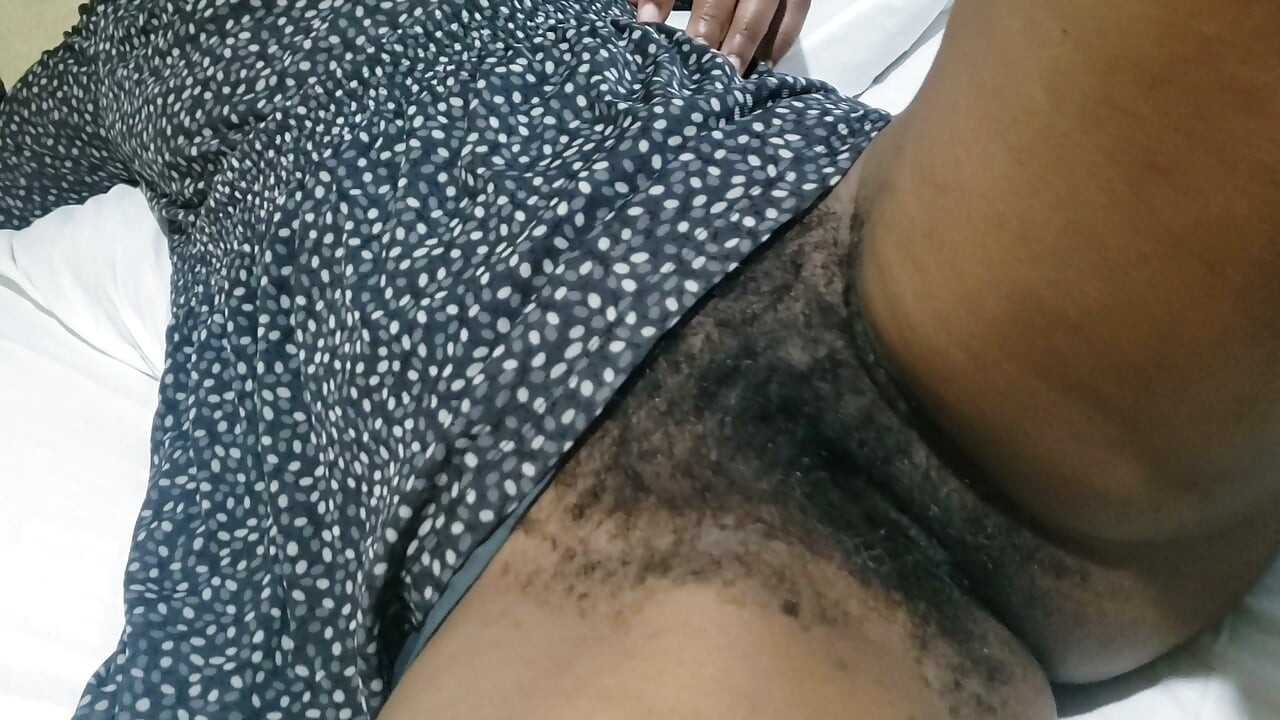 Find out how a confident housewife turns a boring afternoon into a wild screw fest