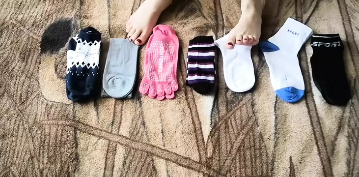 Made a footjob in socks for my boy