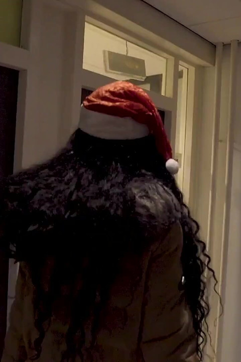 Büyük zenci yarağı Jingle Balls