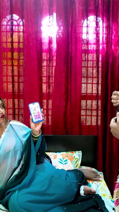 Pati ne patni ko nariyal pani pila ke chut ka pani nikal diya in hindi | Clip 1