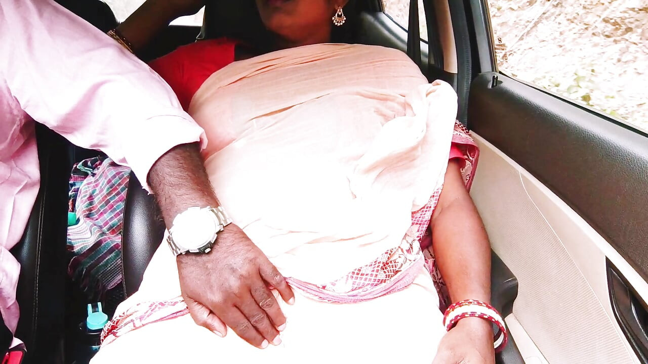 Indian House Maid Car Sex with House Woner in Jingle Road. Telugu Dirty Talks.