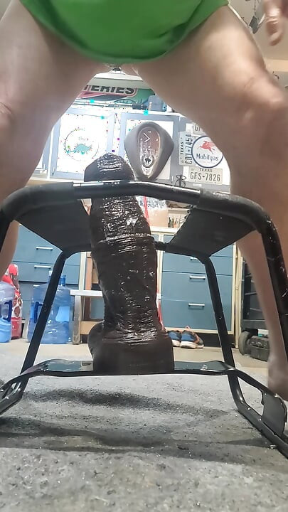 Hankeys şişme dildo sandalyemde dildolar