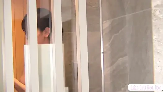 Große 170cm schönheit mit perfektem Stil, flexiblem Körper schafft einzigartige pose, die in intensiven creampie-moment führt 2.
