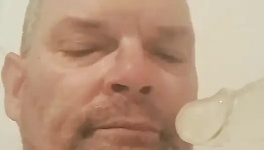 Orospu için emmek ve üflemekle bağlı