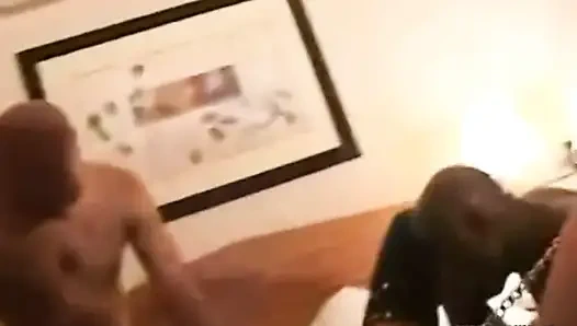 Милфа куколда - жена, которая изменяет