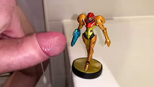 Hotglue: Samus amiibo