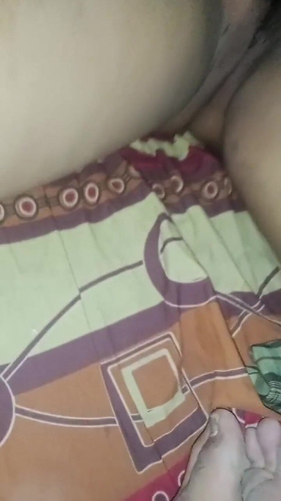 Moment puissant de « Une belle-mère demande une vidéo de massage 20250824 010609.mp4 »