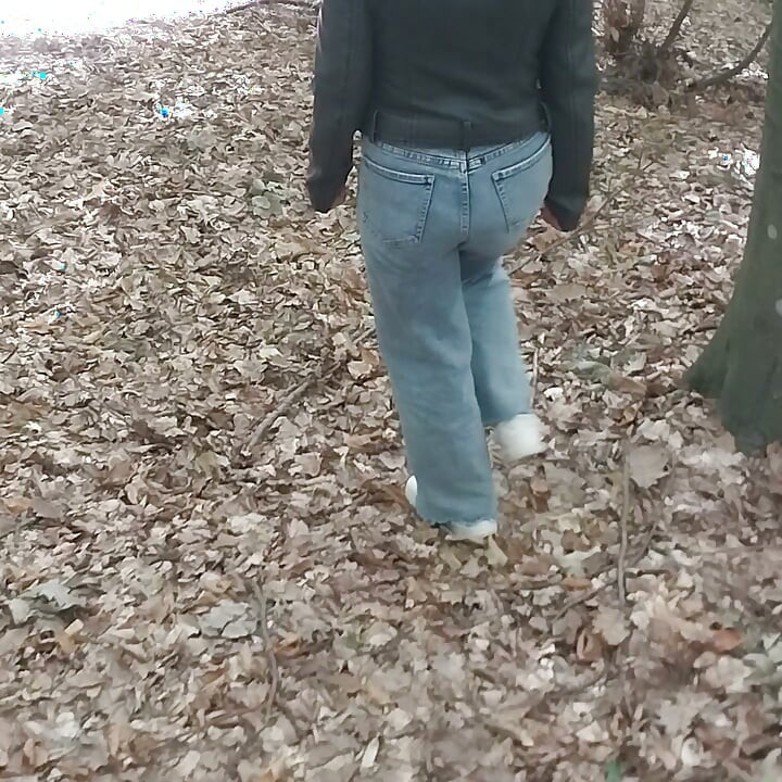 공원에서 블로우잡하고 사정하기