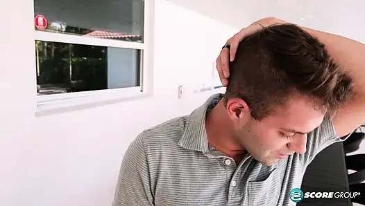 Yeni büyük memeli komşunuzu sikin!
