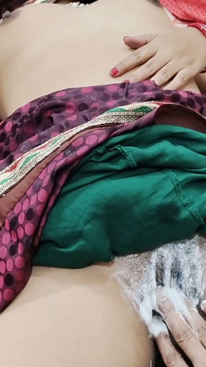 Bangladeşli bhabhi erkek arkadaşıyla sikişiyor, ıslak am, güzel | Bölüm 2