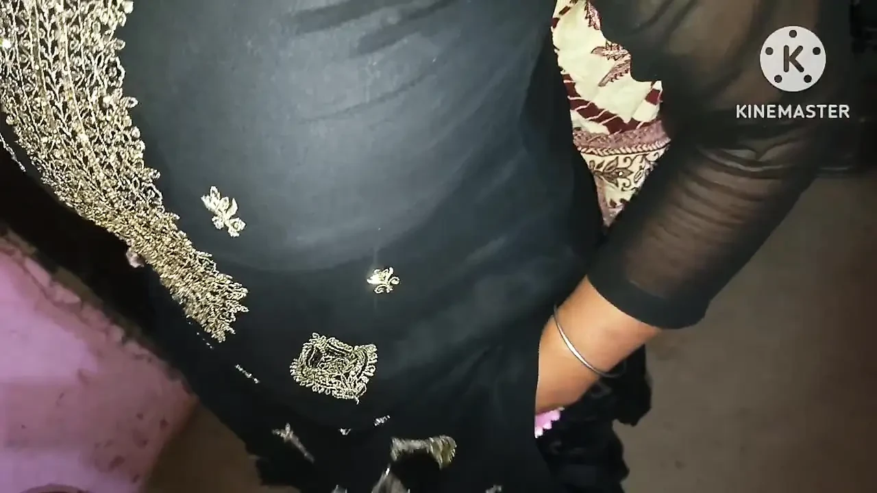 Desi Hindi Girlfriend Fucking her Boyfriend outdoors 1, Hot girl ka desi video xxxvideos