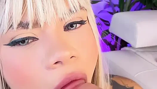 sloppy blowjob with lots of saliva, deep throat in POV