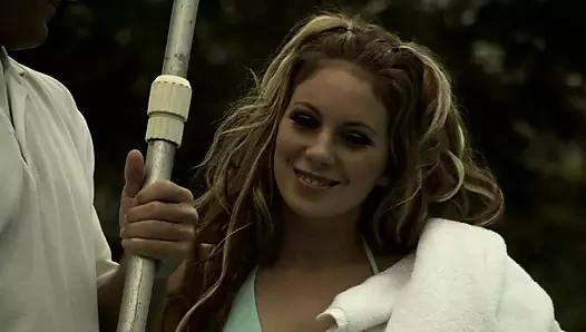 Christie Lee Stretches Her Pussy Out On A Contractors Cock