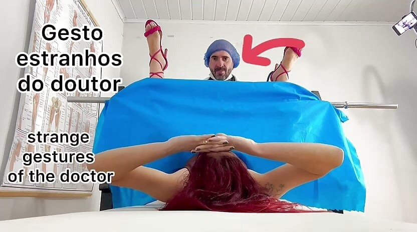 妇科检查背后做鬼脸和嘴巴！