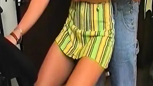 Freche Schätzchen Lutschen Schwanz Und Ficken Hart