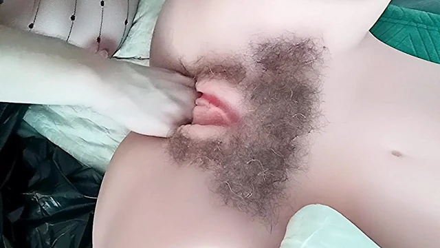 Monique Footlust Fists Hairy Slut