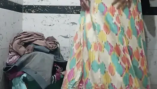 Priya bhabi seksi video