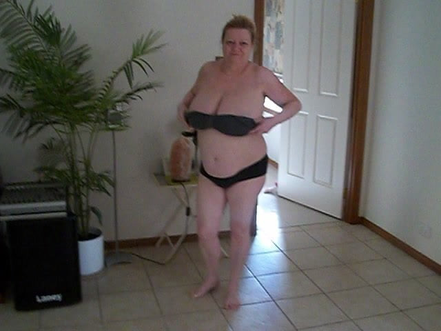 Karin Lecke - Striptease