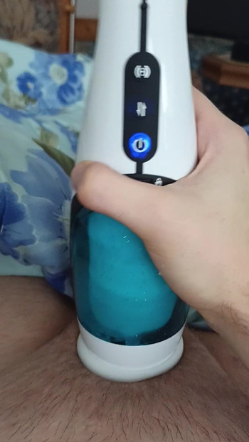 Elastic pussy widening and masturbating 💦