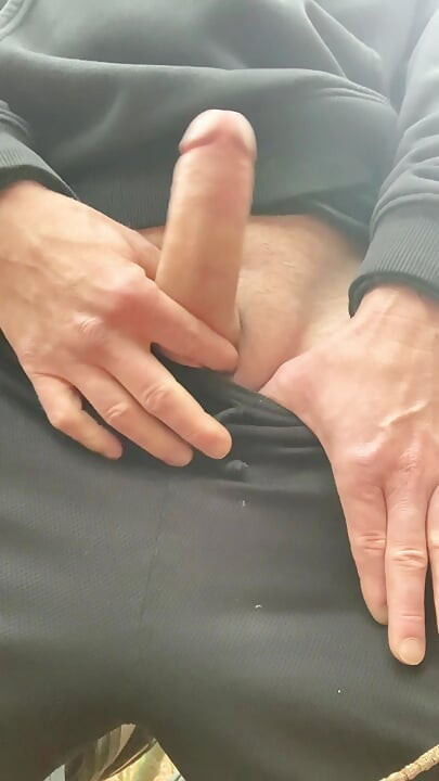 Quick Cum in forrest