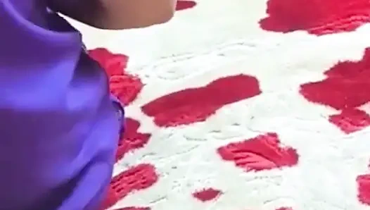 Suami nonton istrinya dientot habis-habisan sama kontol besar pria kulit hitam