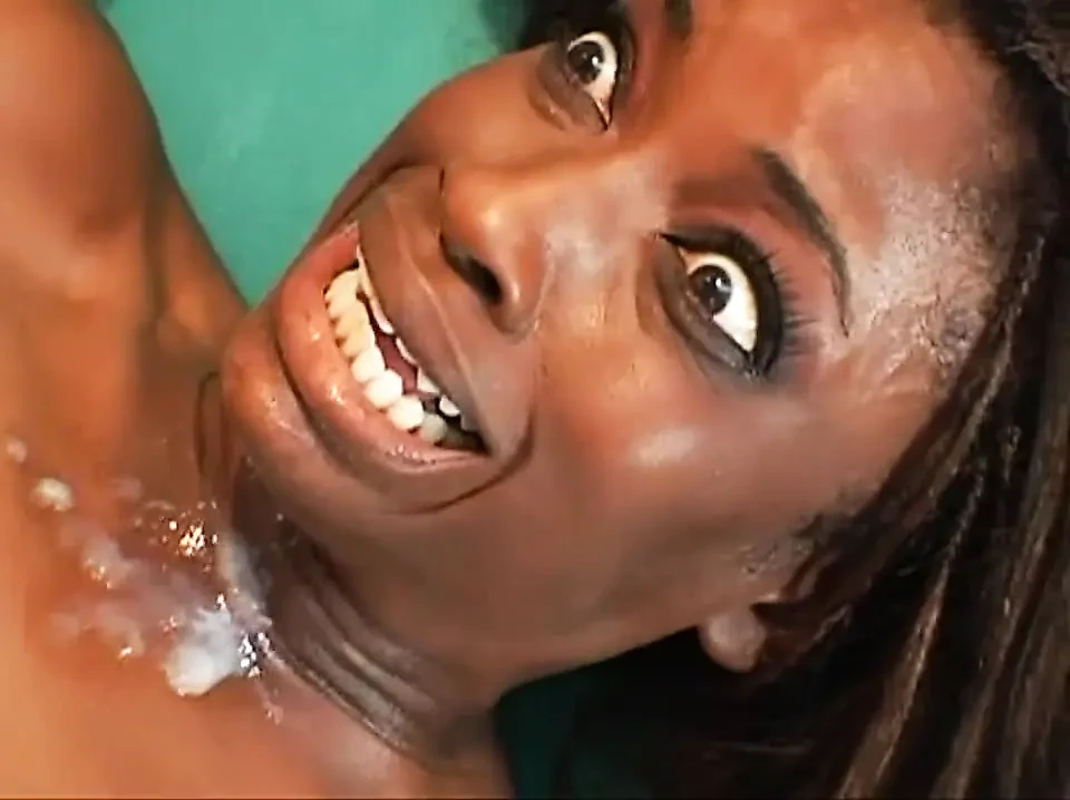 Black Slut in Sexy Black Boots Has an Anal Threesome Fuck