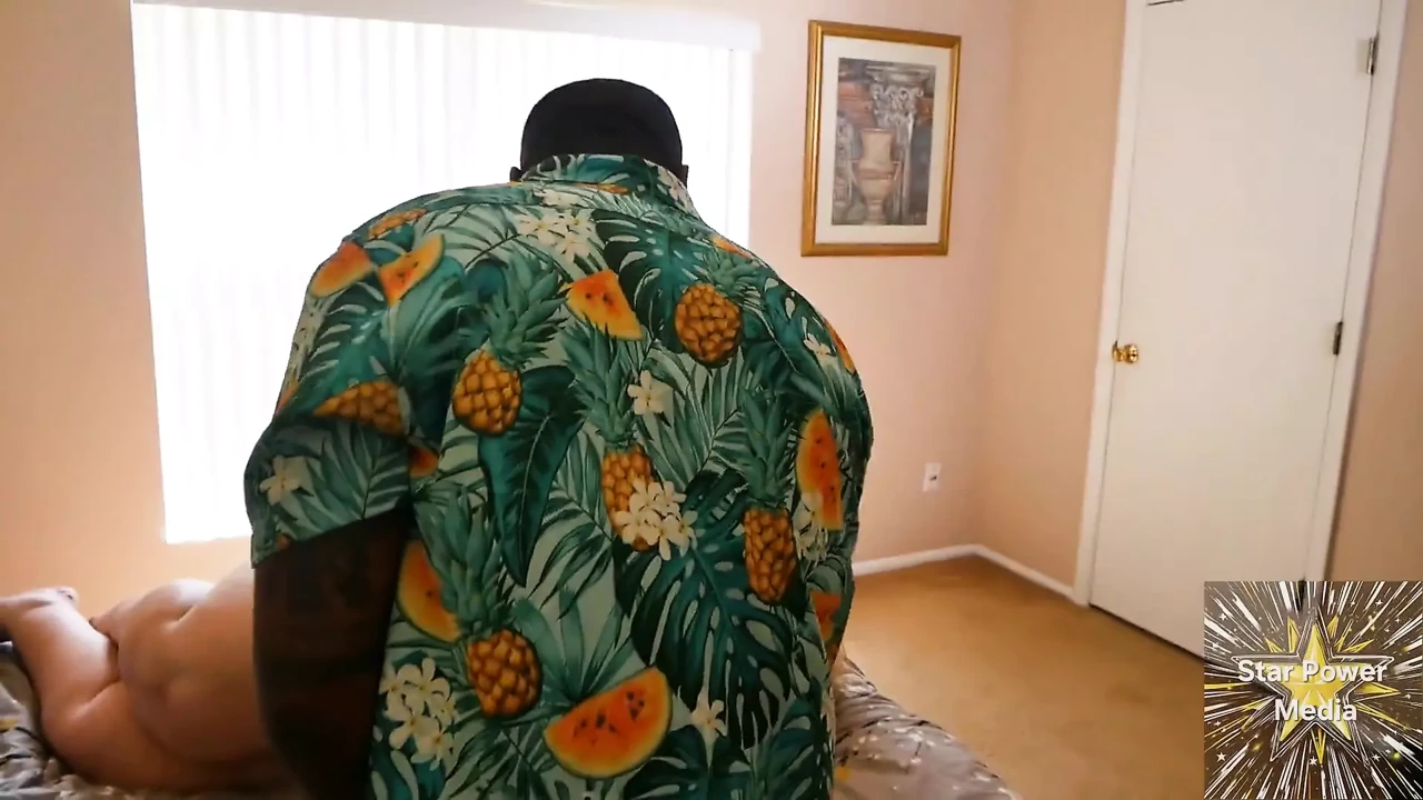BBC Surprise: Miss Pink Plush Takes on Two Guys in Airbnb Threesome