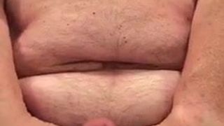 Artemus - duże piersi mężczyzny szarpiące się do spermy