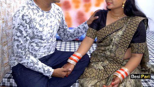 Desi pari stiefzus en broer neuken op rakhi met hindi -audio
