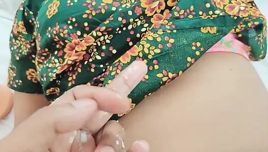 Bangladeshi 18+ working girl fucking in the house room