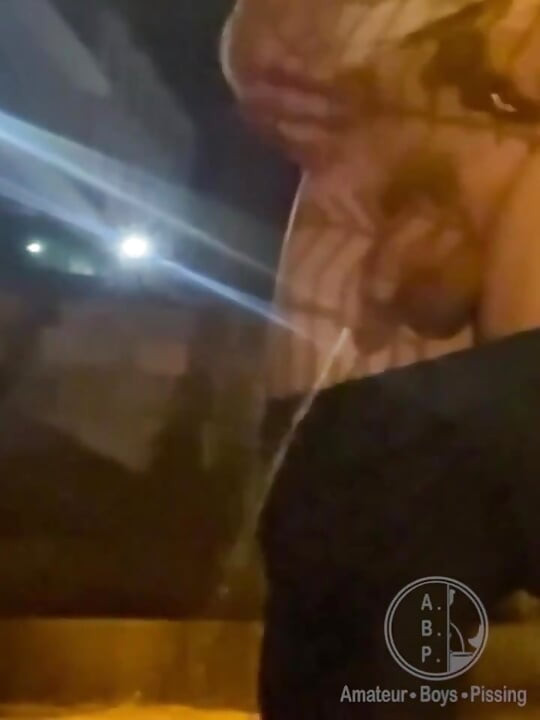Amateur Straight Boy Caught Pissing in the Street