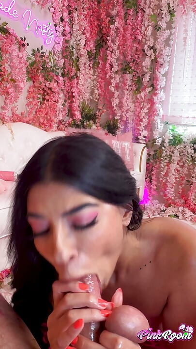 Jasmine Sherni Begs for a Breeding - Vertical